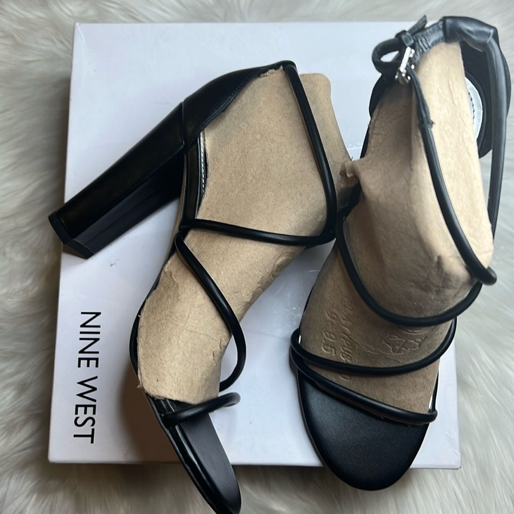 Sexy! Black! Block! BNIB!!
